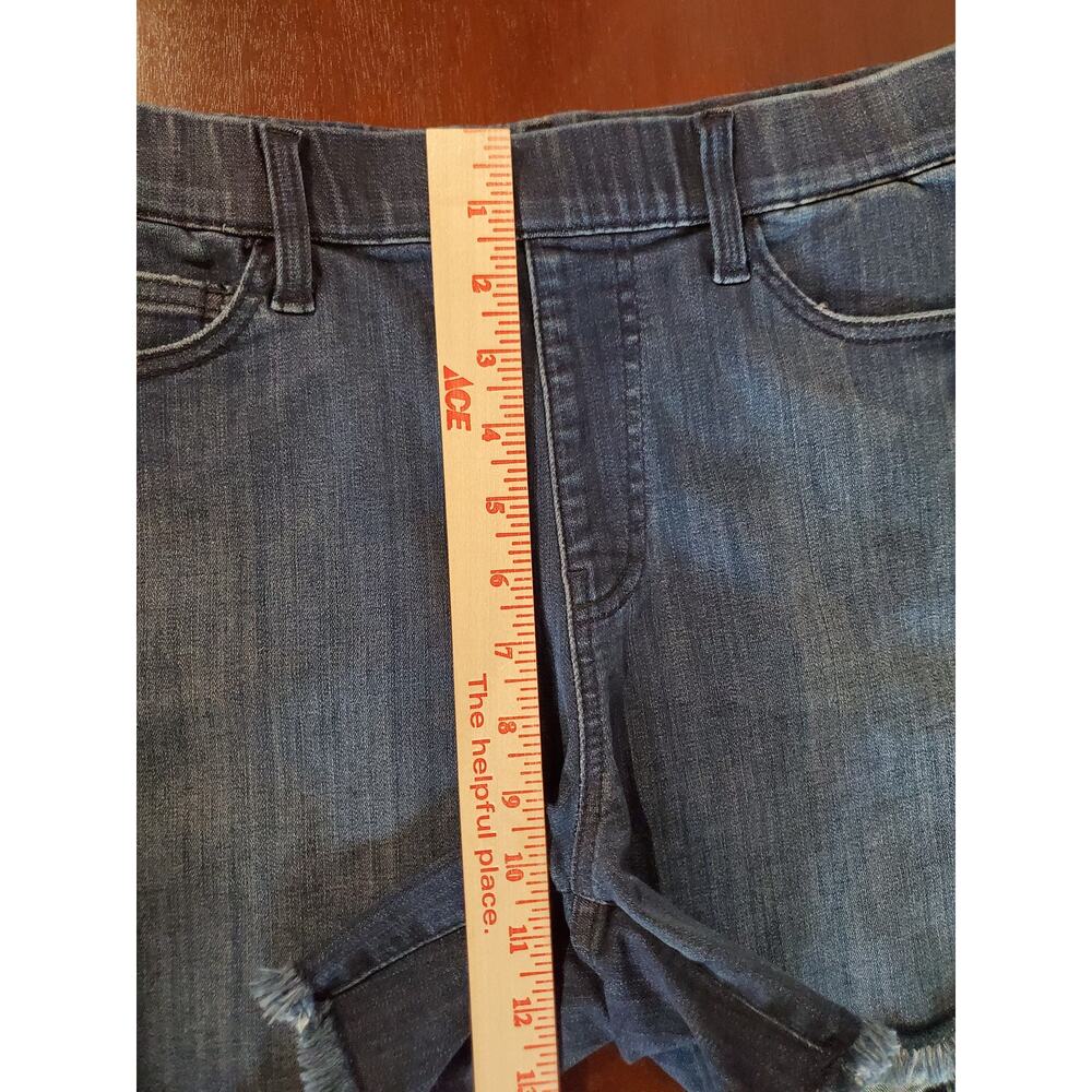 Judy Blue Dolphin Frayed Raw Hem Stretchy Denim Jean Shorts Size L Jorts Pockets - Picture 9 of 10
